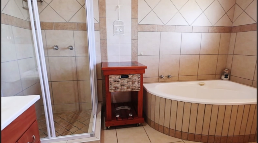 3 Bedroom Property for Sale in Louis Rood Western Cape